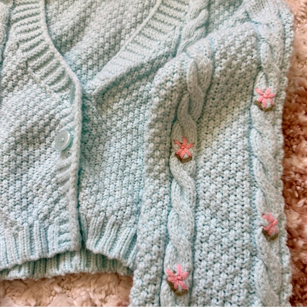 Baby Blue🩵Embroidered Floral 🌸 Cropped Cable Knit Cardigan Cottagecore Sweater - Picture 4 of 5